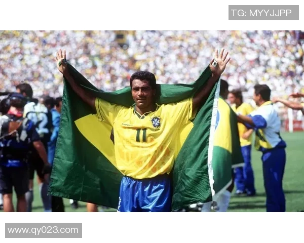 历史足球左边锋十大传奇球星盘点及其辉煌成就回顾