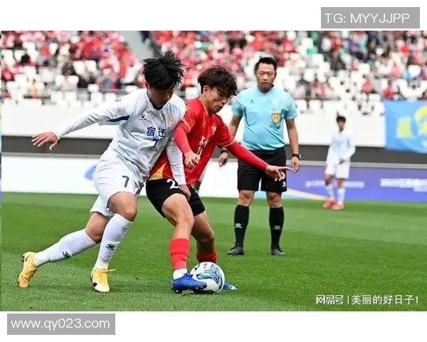 中国足球四大球星崛起与传奇轨迹解析如何影响国内足球发展 中国足球四大球星崛起与传奇轨迹解析如何影响国内足球发展