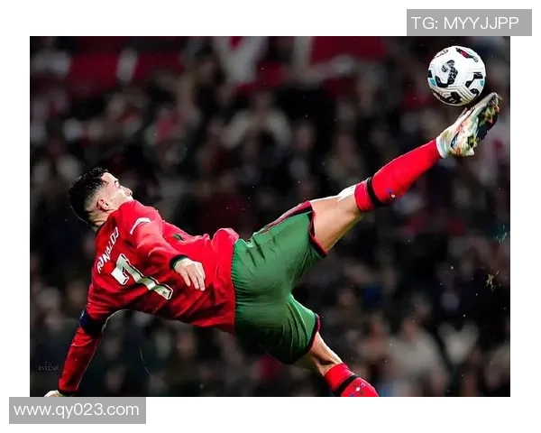 全球历史十位最伟大足球巨星排名及其传奇成就分析